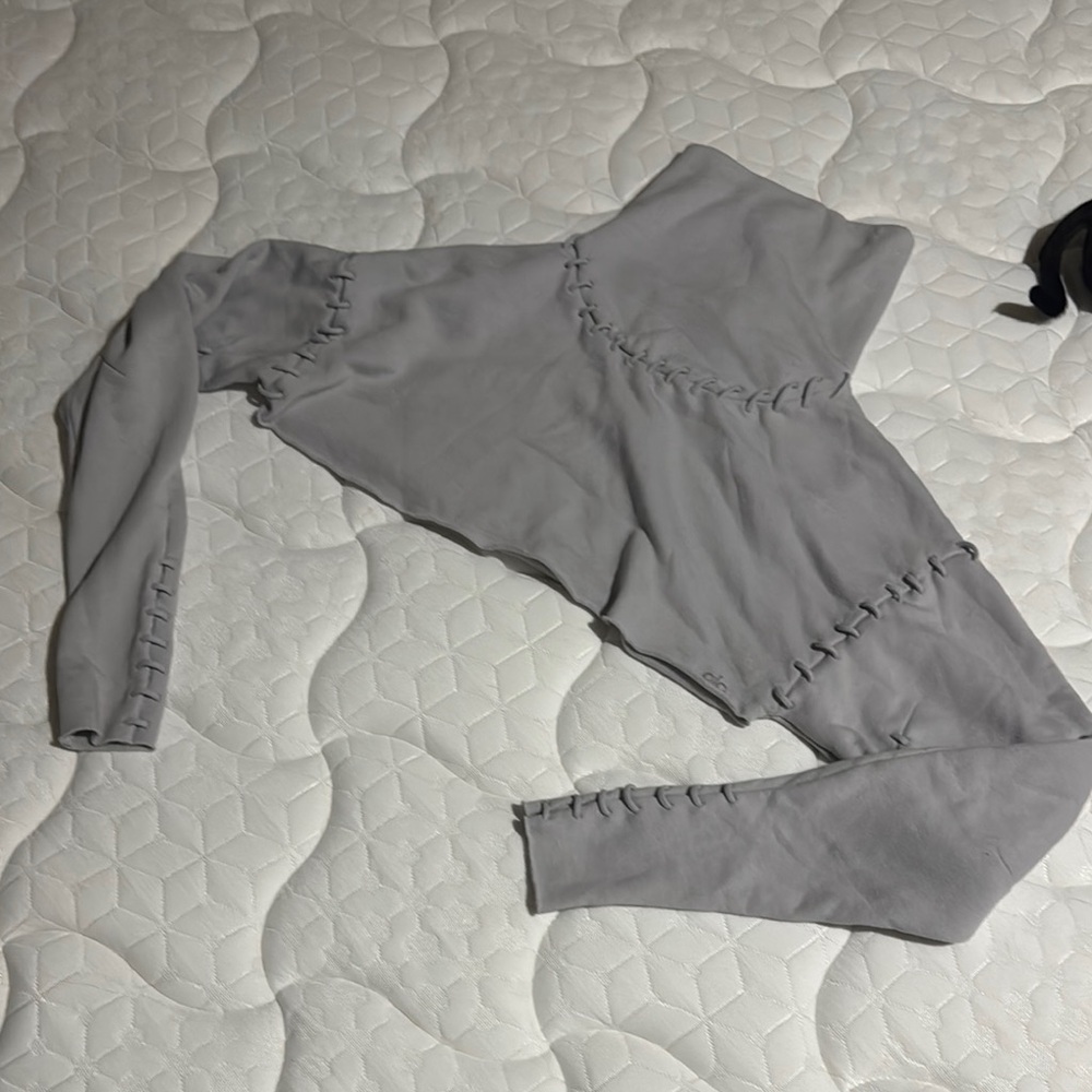 Gray Long Sleeve crop sweater